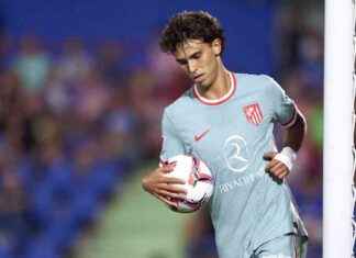 New Title: Atletico Madrid Proposes Joao Felix Loan Deal with Cash for Manchester City Forward Alvarez news-10082024-231310