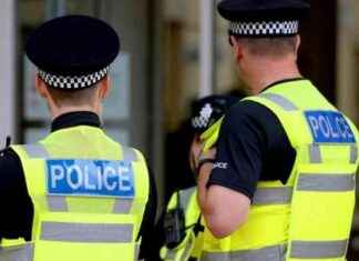 Elderly Man Injured in Collision: Hospital Transport and Treatment Information news-10092024-050457