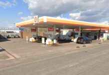 Robber brandishes weapon during Stirling petrol station heist robber-brandishes-weapon-during-stirling-petrol-station-heist