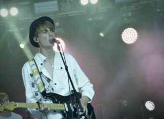 Stirling Musician’s Debut Headline Performance in Hometown stirling-musicians-debut-headline-performance-in-hometown