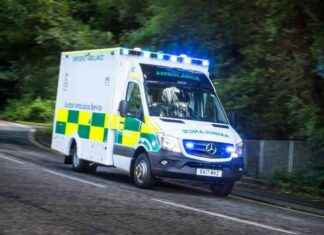 Traffic Accident Injures Five Near Stirling traffic-accident-njures-five-near-stirling